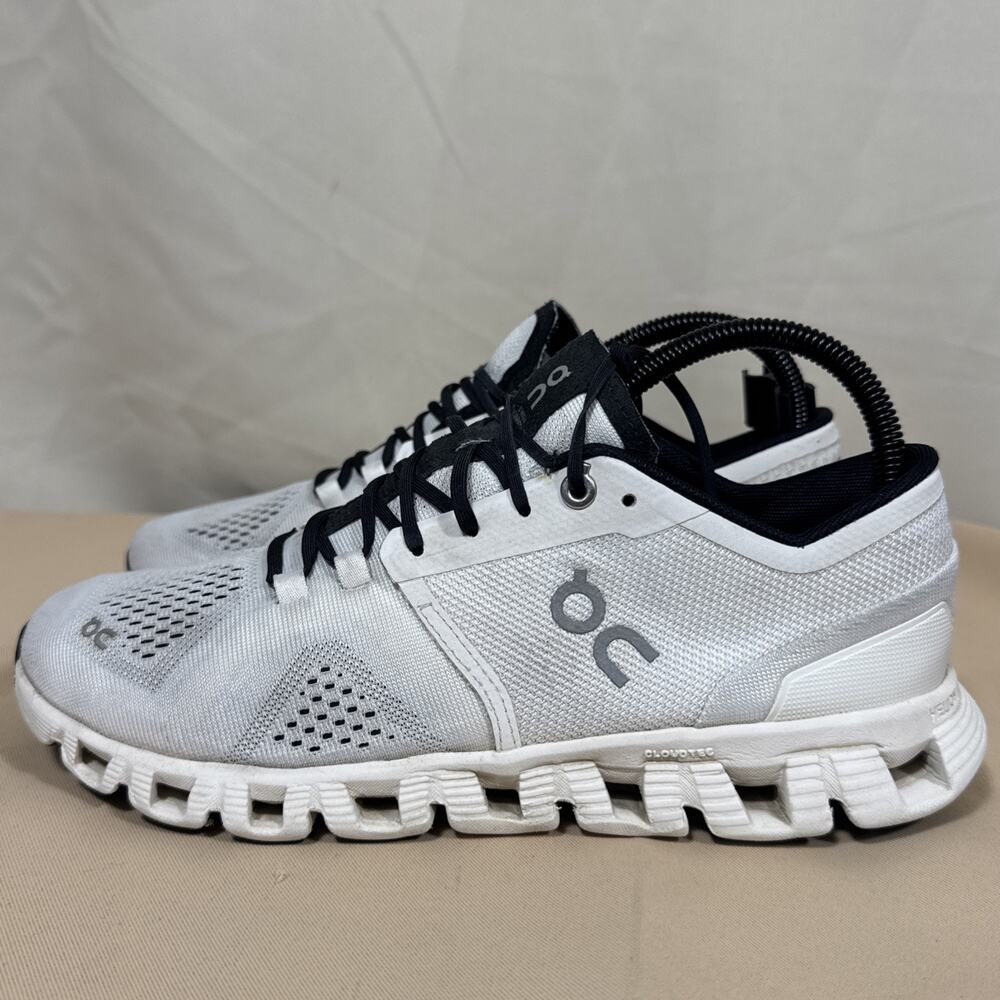 On Running Cloud X Womens 8 White Black CloudTec Running Training Shoes EU 39